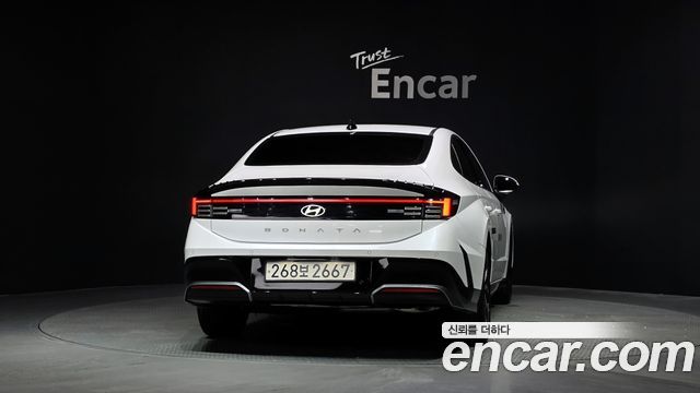 Hyundai Sonata 2.0 Premium — пробег 27 930 км — фото 4 из 5