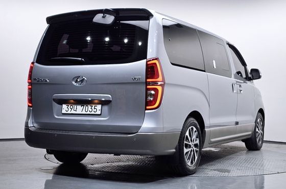 Hyundai Starex Urban 9-Seater Exclusive — пробег 43 286 км — фото 2 из 5