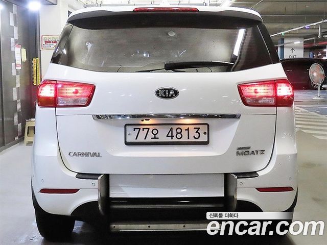 Kia Carnival 6-seater Wheelchair lift — пробег 255 953 км — фото 4 из 5