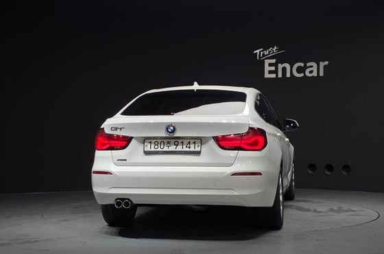 BMW Gran Turismo GT 320d xDrive — пробег 105 980 км — фото 4 из 5