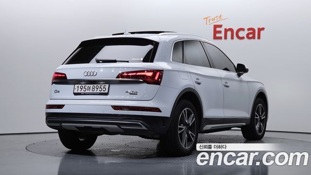 Audi Q5 40 TDI Quattro — пробег 51 754 км — фото 2 из 5