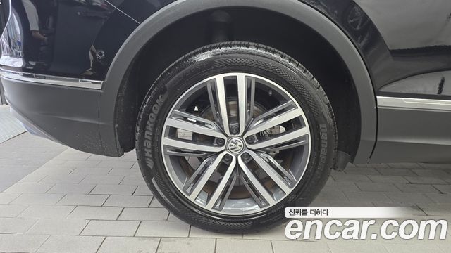 Volkswagen Tiguan 2.0 TDI Prestige — пробег 77 446 км — фото 5 из 5