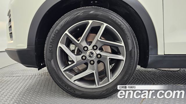 Ssangyong TIBOLI из Кореи Encar