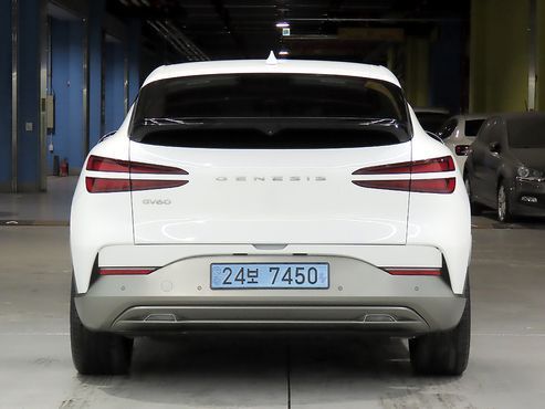 Genesis GV60 Standard AWD — пробег 90 690 км — фото 3 из 5