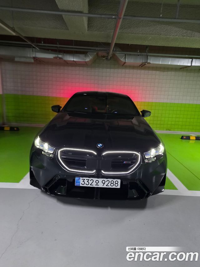BMW M5 M5 Sedan — пробег 5 000 км — фото 1 из 5