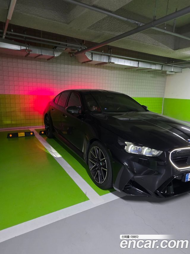 BMW M5 M5 Sedan — пробег 5 000 км — фото 2 из 5