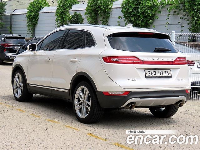Lincoln MKC 2.0 AWD — пробег 69 507 км — фото 3 из 5