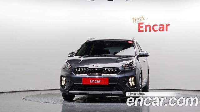 Kia Niro 1.6 HEV Prestige — пробег 122 321 км — фото 3 из 5