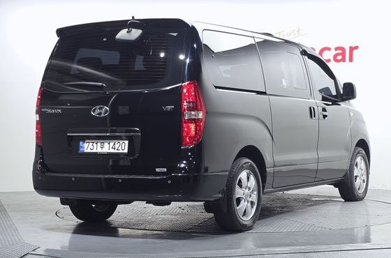 Hyundai Starex 4WD Wagon 12-Seater Modern — пробег 71 851 км — фото 2 из 5