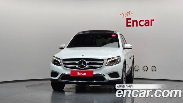 Mercedes-Benz GLC-Class GLC220 d 4MATIC Premium — пробег 65 855 км — фото 3 из 5