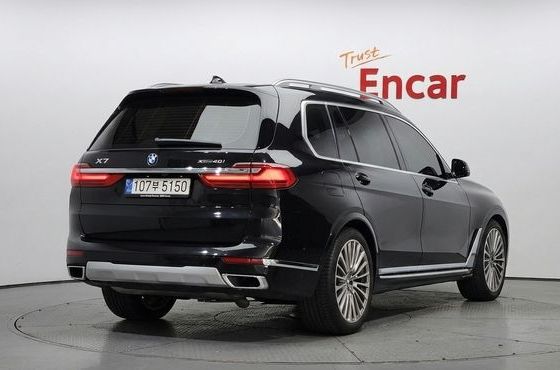BMW X7 xDrive 40i Design Pure Excellence 7-Seater — пробег 13 757 км — фото 2 из 5