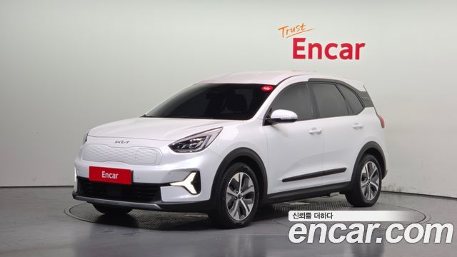 Kia Niro Earth — пробег 107 396 км — фото 1 из 5