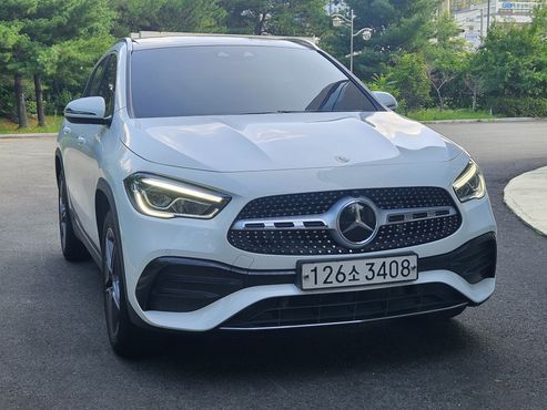 Mercedes-Benz GLA-Class GLA250 4MATIC — пробег 43 020 км — фото 2 из 5