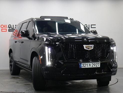 Cadillac Escalade 6.2 ESV ESV Sports Platinum — пробег 9 556 км — фото 2 из 5