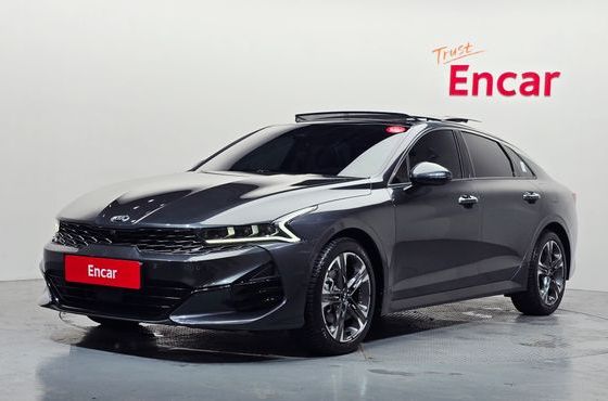 Kia K5 2.0 Signature — пробег 32 900 км — фото 1 из 5