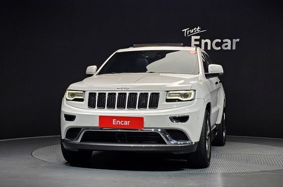 Jeep Cherokee 3.0 Diesel Overland Summit WK2 — пробег 258 112 км — фото 3 из 5