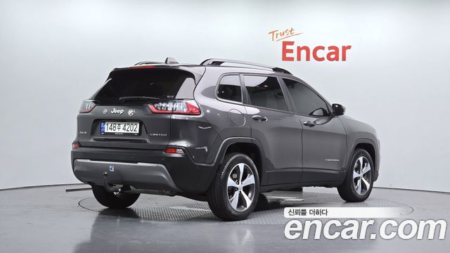 Jeep Cherokee 2.4 Limited 2WD — пробег 24 986 км — фото 2 из 5