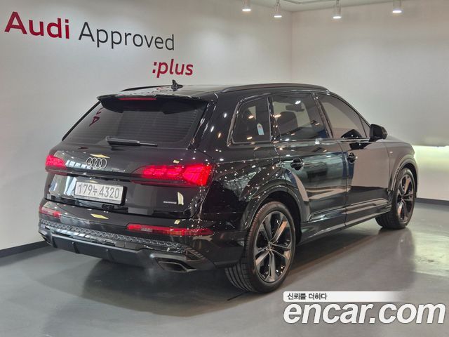 Audi Q7 55 TFSI Quattro Premium — пробег 1 160 км — фото 2 из 5