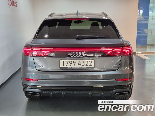 Audi Q8 55 TFSI Quattro Premium — пробег 3 124 км — фото 4 из 5