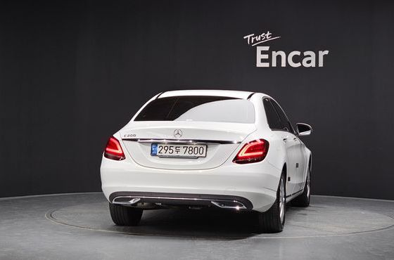Mercedes-Benz C-Class C200 Avantgarde — пробег 45 890 км — фото 4 из 5