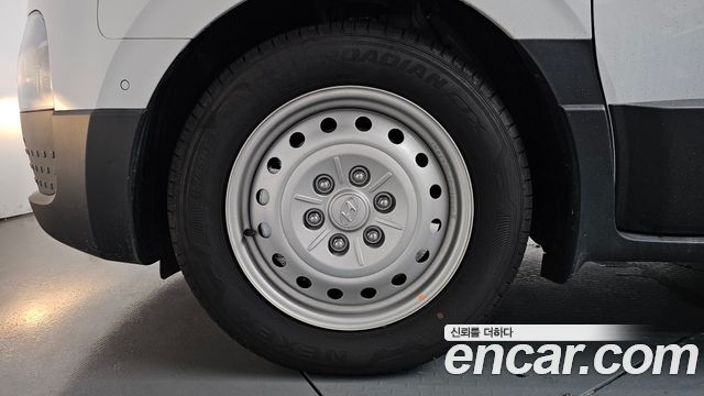Hyundai ST1 Cargo Premium — пробег 5 696 км — фото 5 из 5