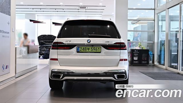 BMW X7 xDrive 40i M Sport 6STR — пробег 4 162 км — фото 3 из 5