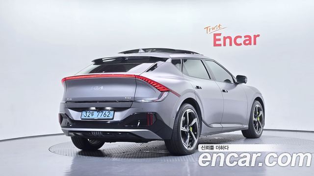 Kia EV6 из Кореи Encar