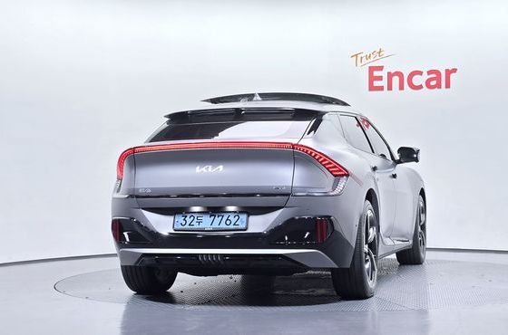 Kia EV6 GT 4WD — пробег 30 795 км — фото 4 из 5