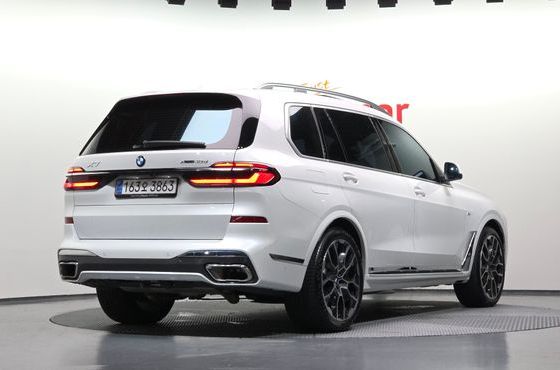 BMW X7 xDrive 40d M Sport 6STR — пробег 21 353 км — фото 2 из 5