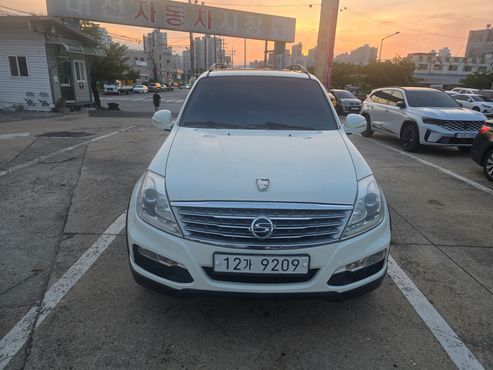 Ssangyong Rexton 2.0 4WD RX7 Prestige — пробег 165 535 км — фото 3 из 5