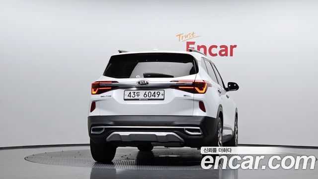 Kia Seltos из Кореи Encar