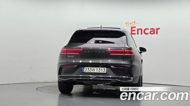 Genesis GV70 из Кореи Encar