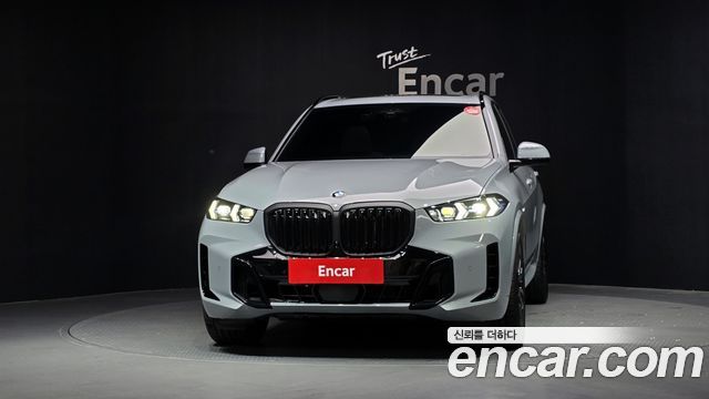 BMW X5 xDrive 30d M Sport — пробег 8 141 км — фото 3 из 5