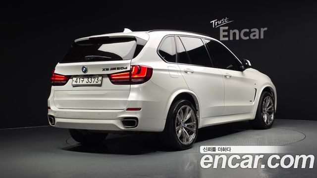 BMW X5 xDrive 40d — пробег 147 035 км — фото 2 из 5