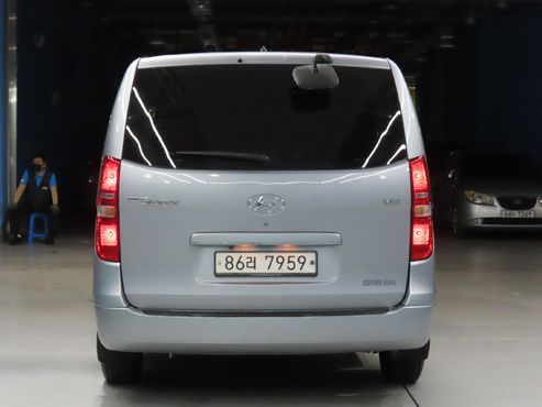 Hyundai Starex 5-Seater VAN Smart — пробег 132 582 км — фото 3 из 5