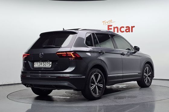 Volkswagen Tiguan 2.0 TDI Prestige — пробег 80 981 км — фото 2 из 5