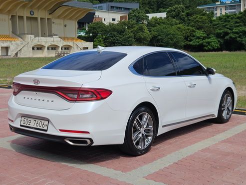 Hyundai Grandeur 2.4 Premium — пробег 109 260 км — фото 2 из 5