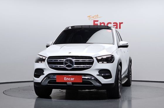 Mercedes-Benz GLE-Class GLE350 4MATIC — пробег 8 339 км — фото 3 из 5