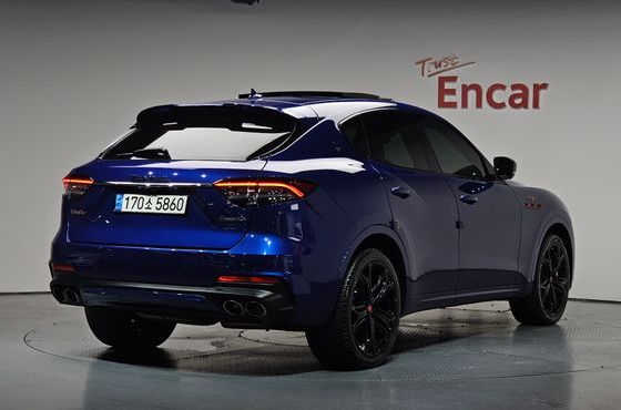 Maserati Levante 3.8 GTS AWD — пробег 46 797 км — фото 2 из 5