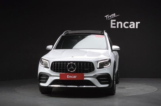 Mercedes-Benz GLB-Class AMG GLB35 4MATIC — пробег 31 455 км — фото 3 из 5