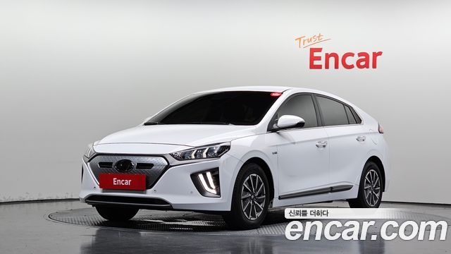 Hyundai Ioniq Q — пробег 32 682 км — фото 1 из 5