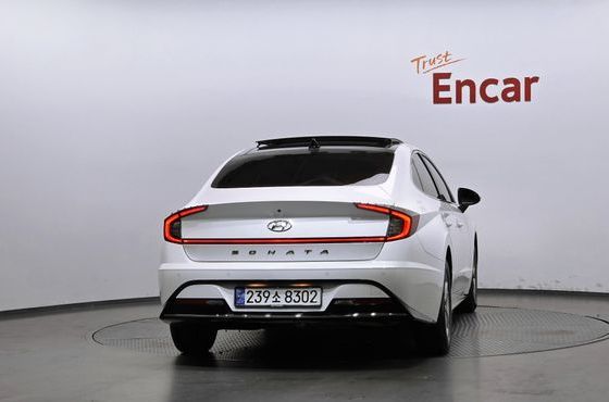 Hyundai Sonata 2.0 Premium — пробег 76 405 км — фото 4 из 5