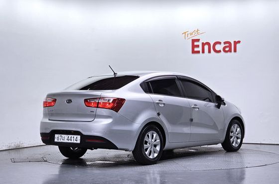 Kia pride 1.6 GDI Sedan Luxury — пробег 155 897 км — фото 2 из 5
