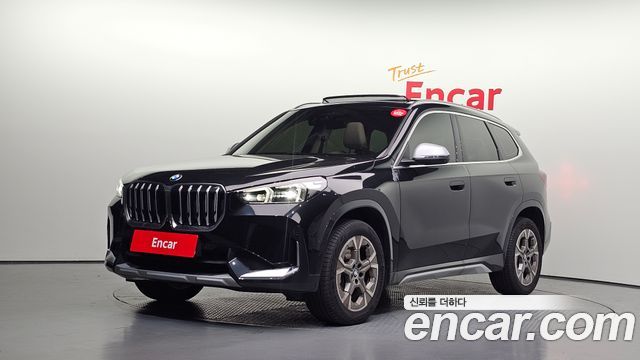 BMW X1 sDrive 20i xLine — пробег 5 377 км — фото 1 из 5
