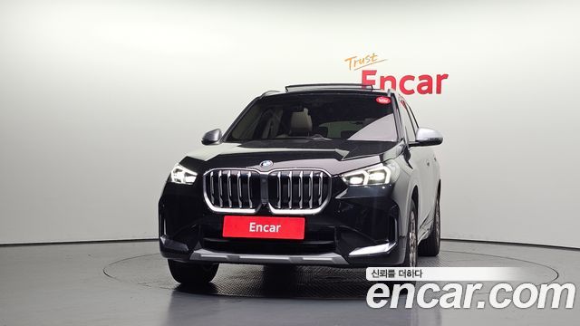 BMW X1 sDrive 20i xLine — пробег 5 377 км — фото 3 из 5