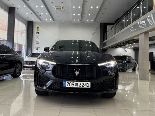 Maserati Levante 3.0 AWD GranSport — пробег 41 040 км — фото 3 из 5
