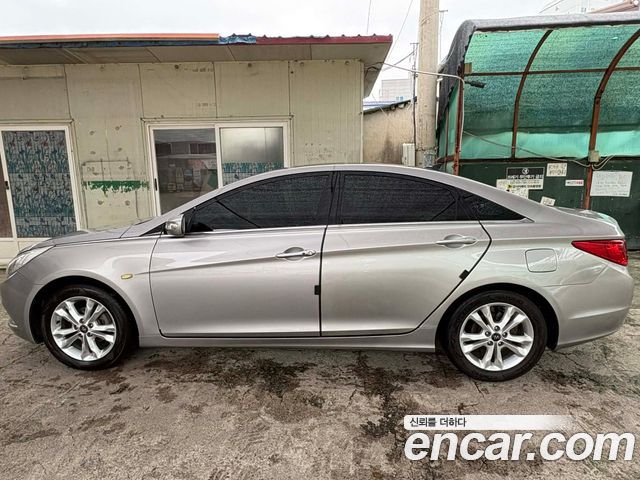 Hyundai Sonata LPI Premier — пробег 227 000 км — фото 3 из 5