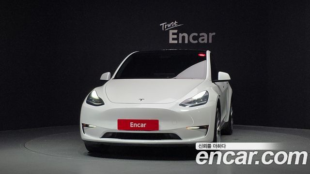 Tesla Model Y Long Range AWD — пробег 81 638 км — фото 3 из 5