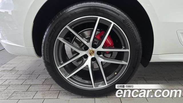 Porsche Macan 2.9 S — пробег 84 306 км — фото 5 из 5