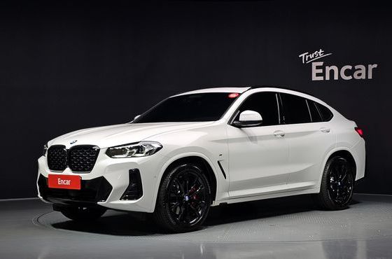 BMW X4 xDrive20i M Sport Pro Special Edition — пробег 6 923 км — фото 1 из 5